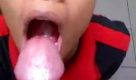 Sexy finger mature granny pics wife and anal Part 1