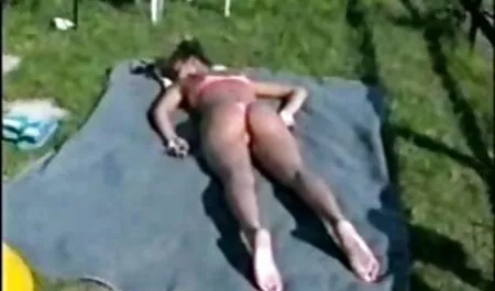 Big tits sunny leone sex photo showing off on camera