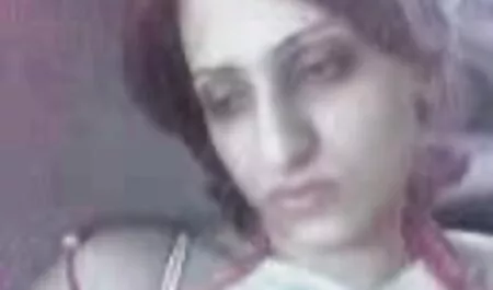 CFNM roja nude photos